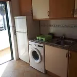 1-bed - Sleeps 4 - Free Parking & Balcony Daire