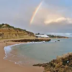 Apartment 1-bed - Sleeps 4 - Free Parking & Balcony Albufeira